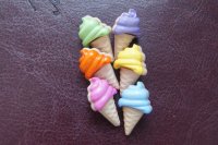 Пуговица - Мороженое с цветным кремом. Цвет сиреневый 